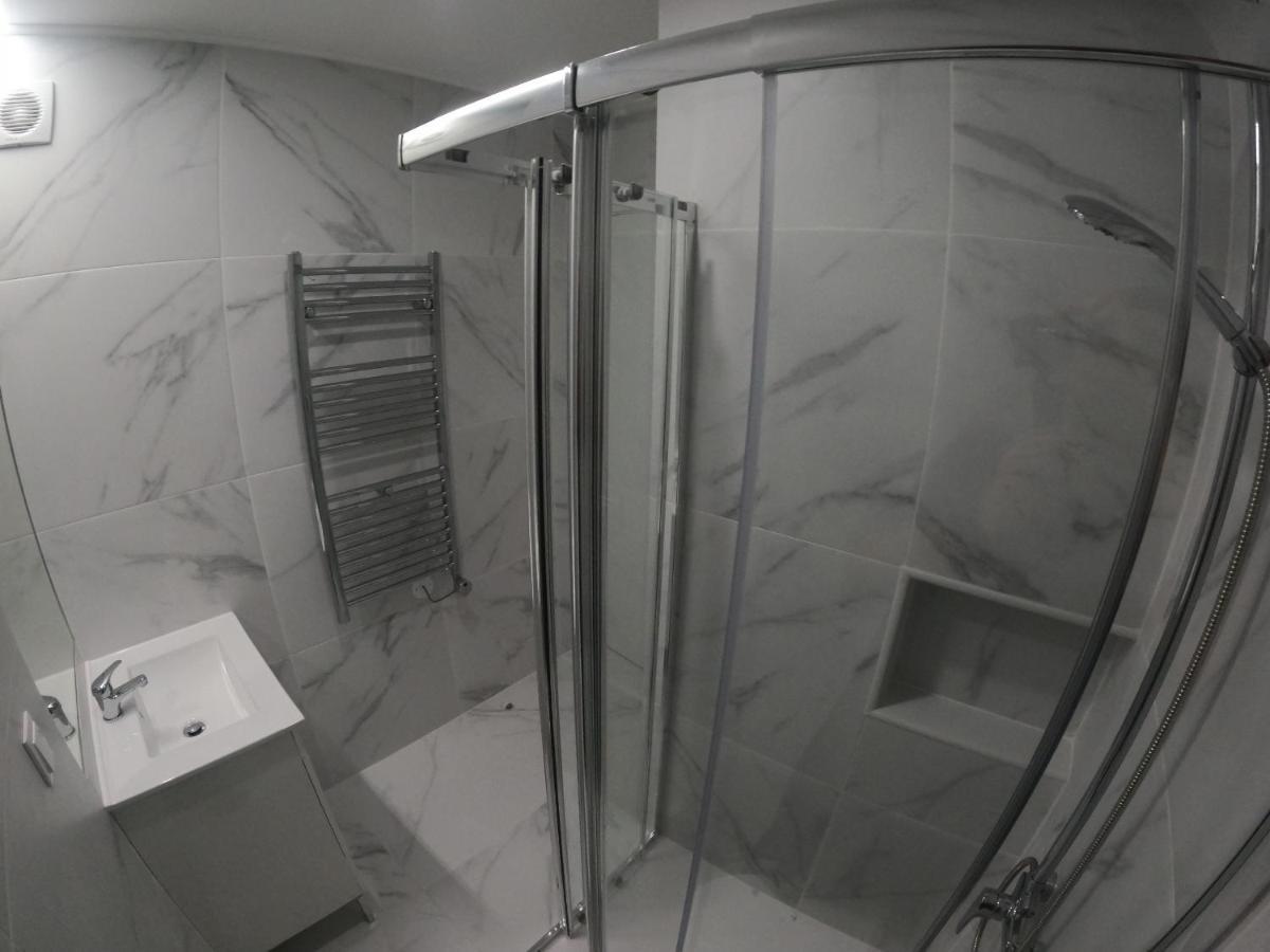 Lisbon, Renovated T2 Apartment Near Rossio Bagian luar foto