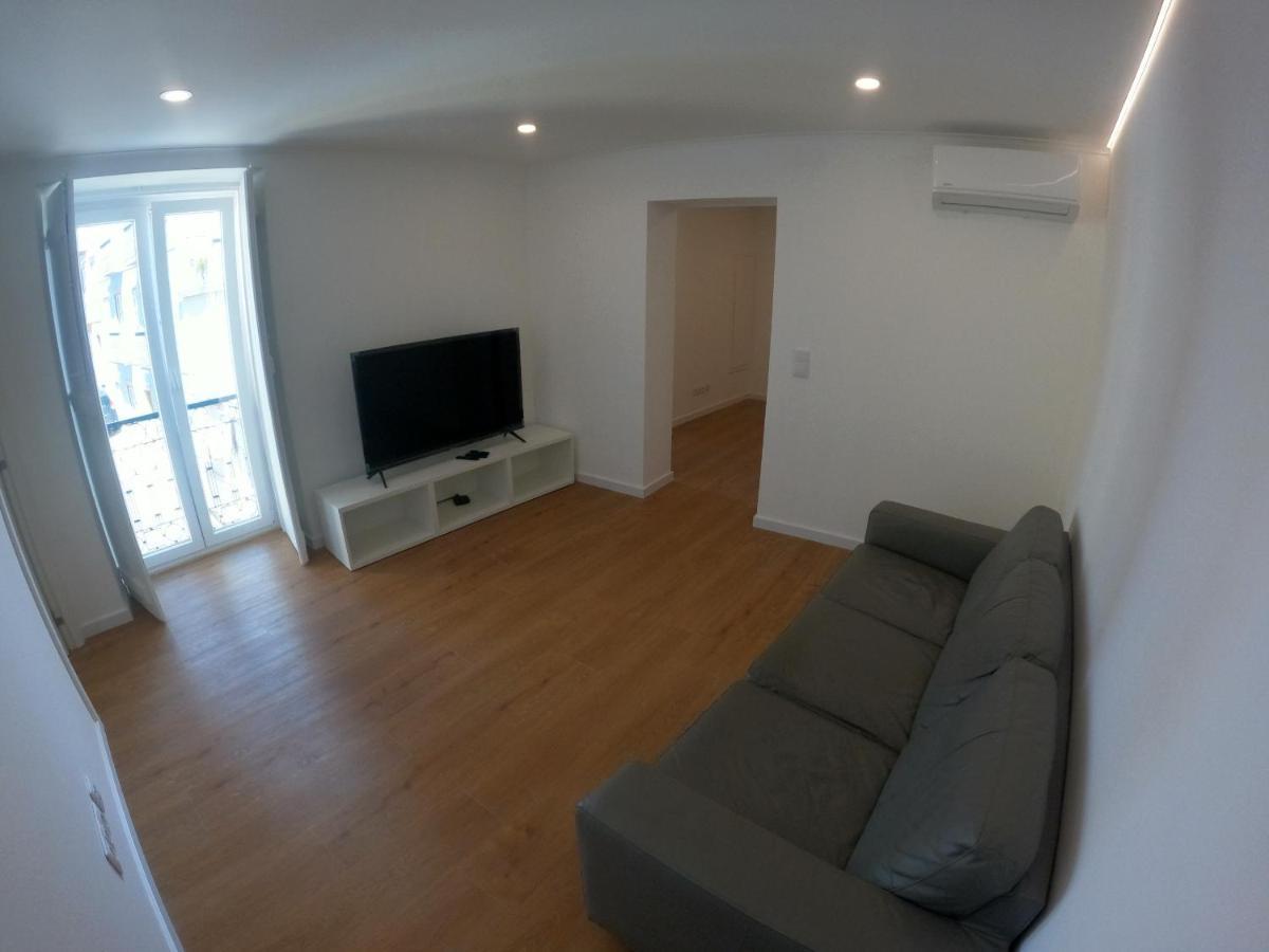 Lisbon, Renovated T2 Apartment Near Rossio Bagian luar foto