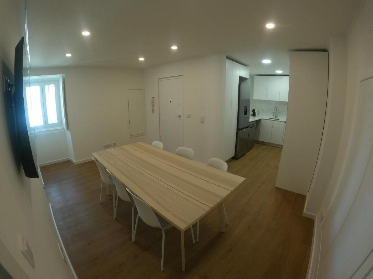 Lisbon, Renovated T2 Apartment Near Rossio Bagian luar foto